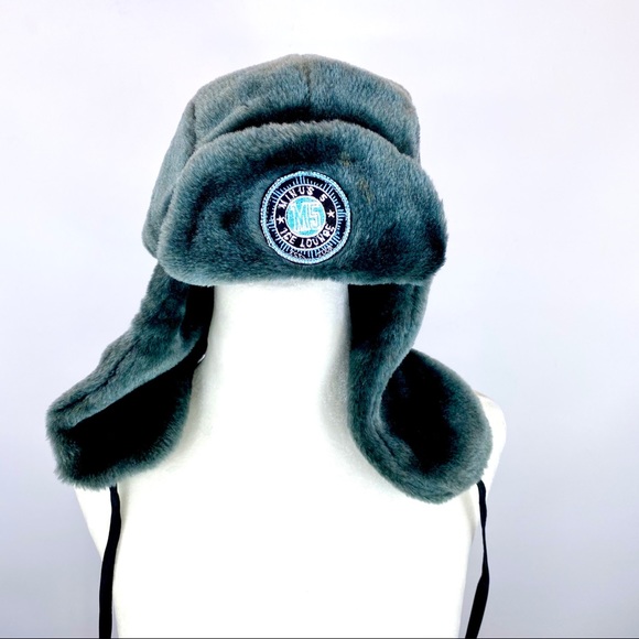 Minus 5 Accessories - Minus 5 Ice Bar  - winter hat with ear flaps